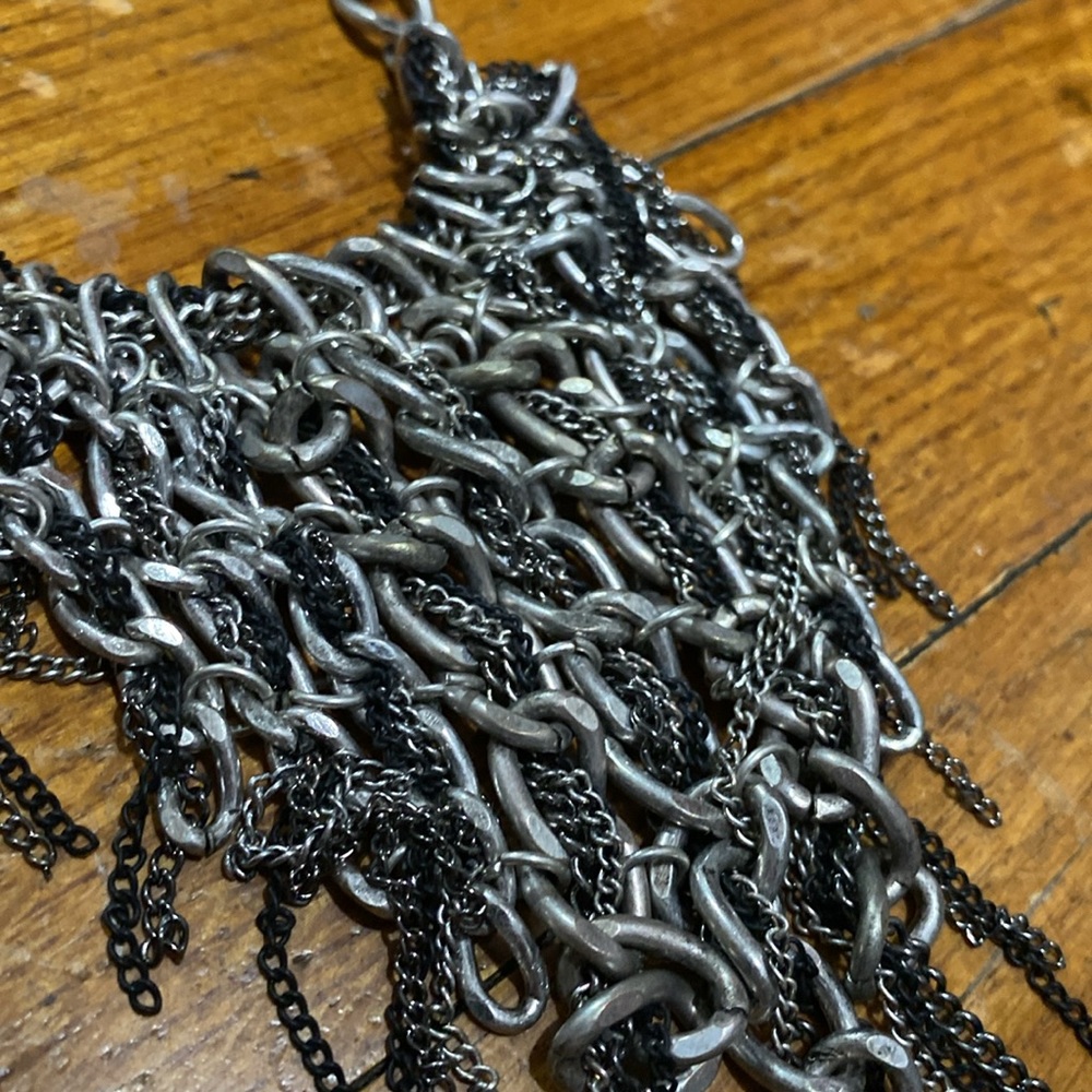 Chain statement necklace - Picture 2 of 3